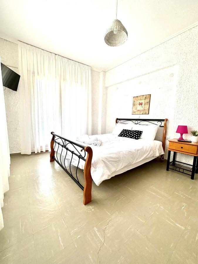 Katerina Apartments Néos Pírgos Chambre photo