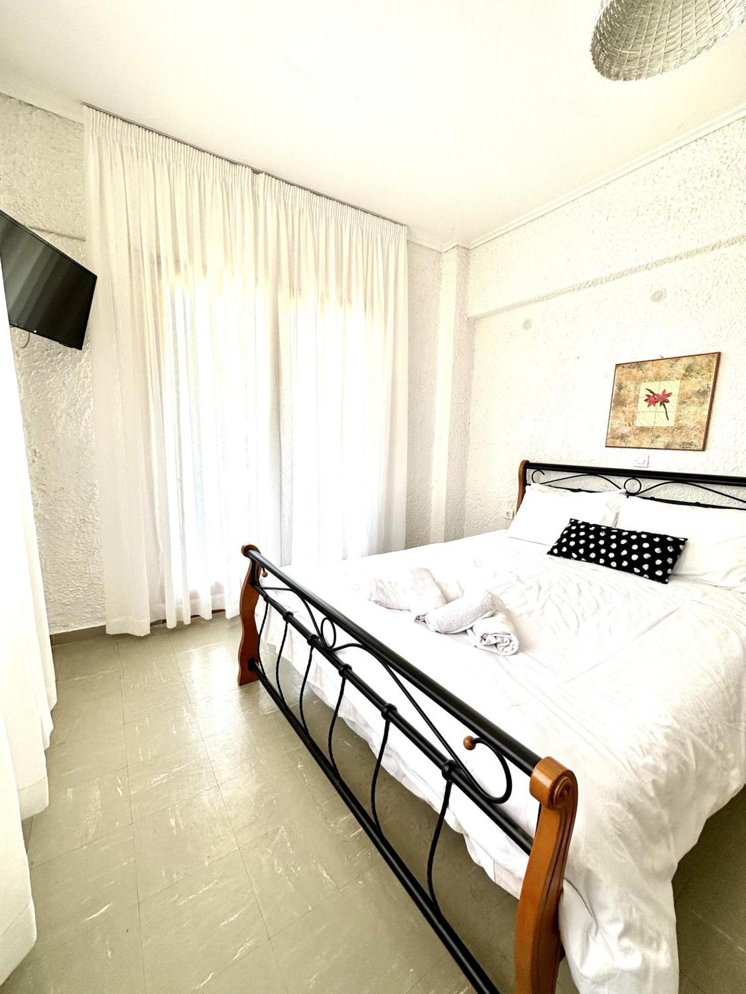 Katerina Apartments Néos Pírgos Chambre photo