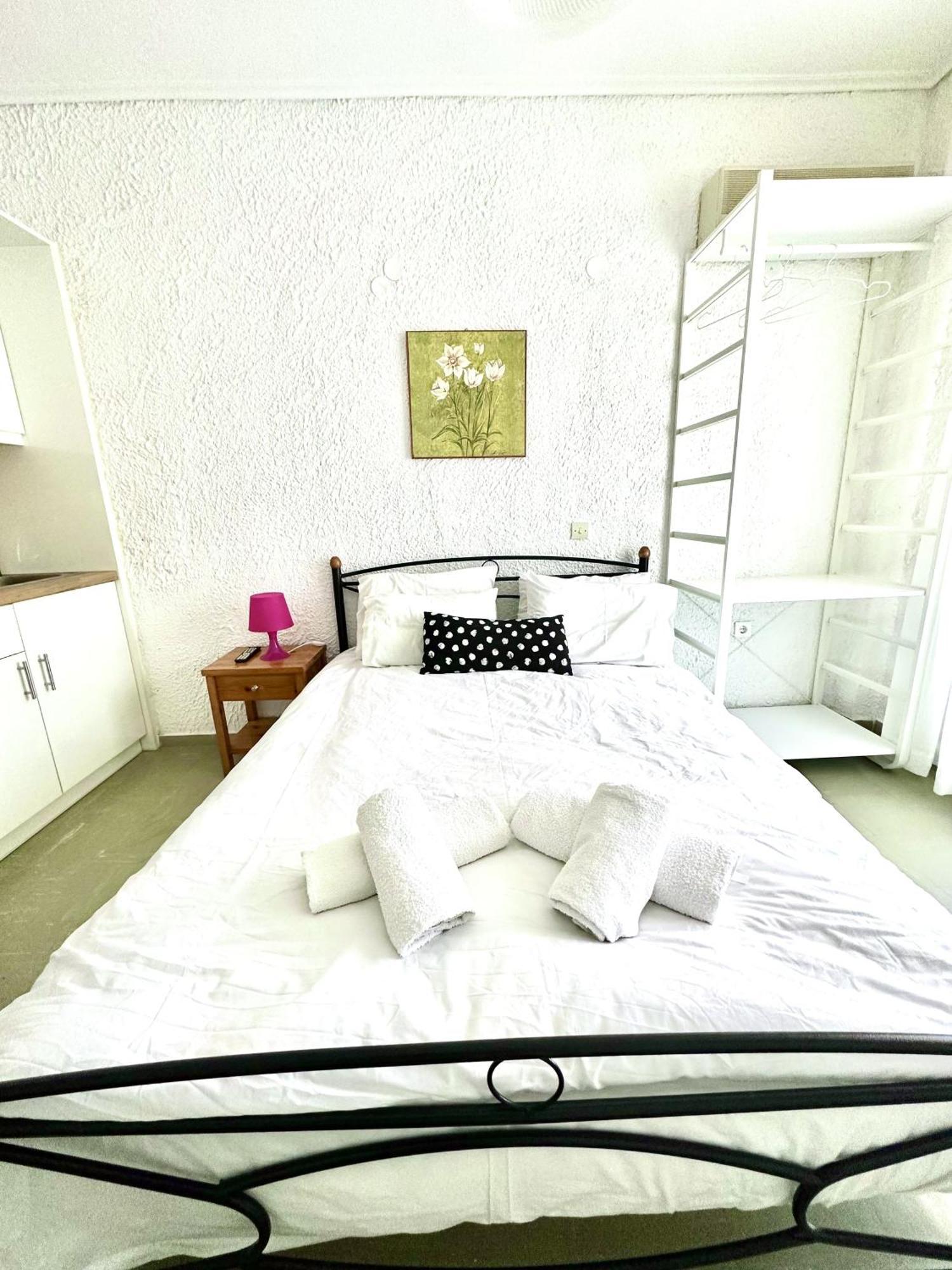 Katerina Apartments Néos Pírgos Chambre photo