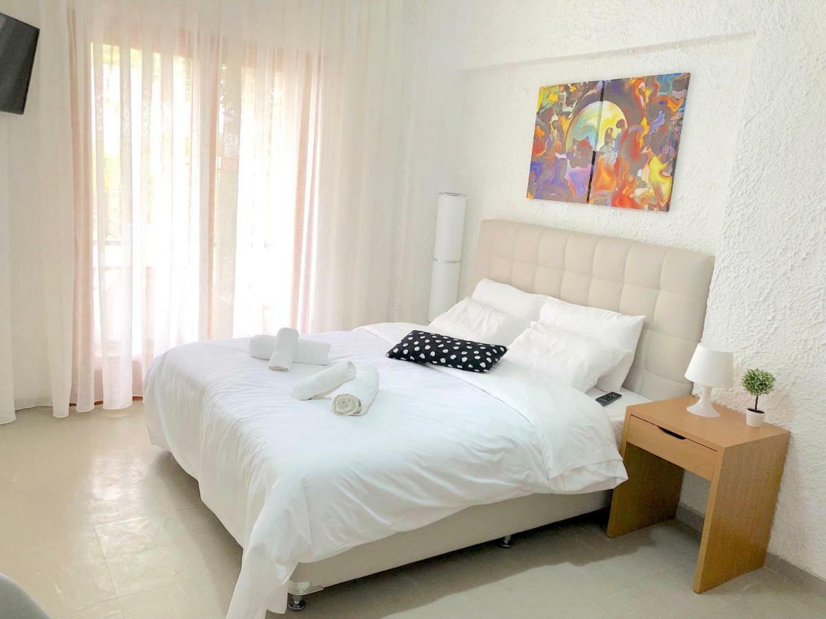Katerina Apartments Néos Pírgos Extérieur photo